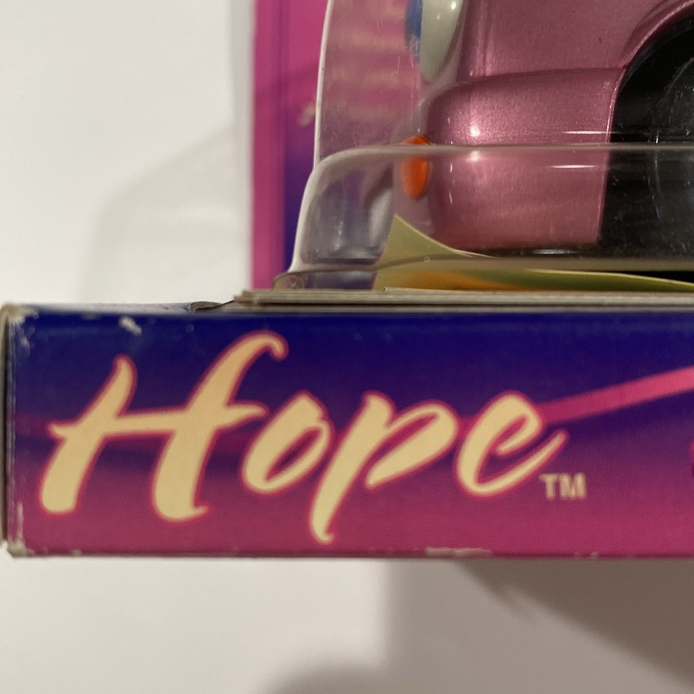 Vintage Breast Cancer Awareness Special Edition Chevron Car NWOT - Picture 7 of 16